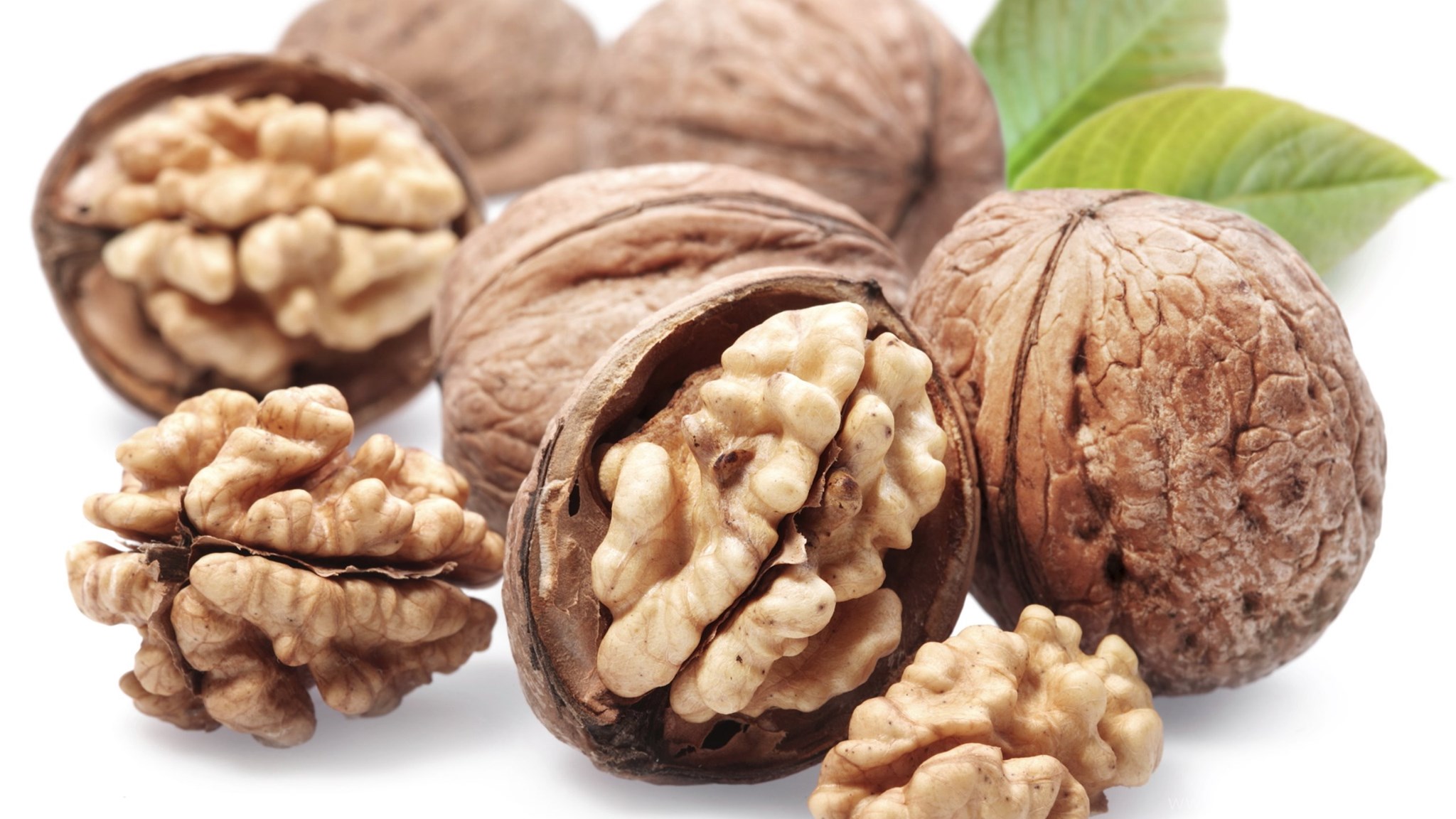A Nutty Fact About Walnuts: They Can Help You Live Longer