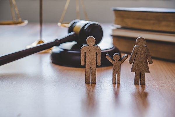 Signs You Should Hire Family Lawyer For Child Custody