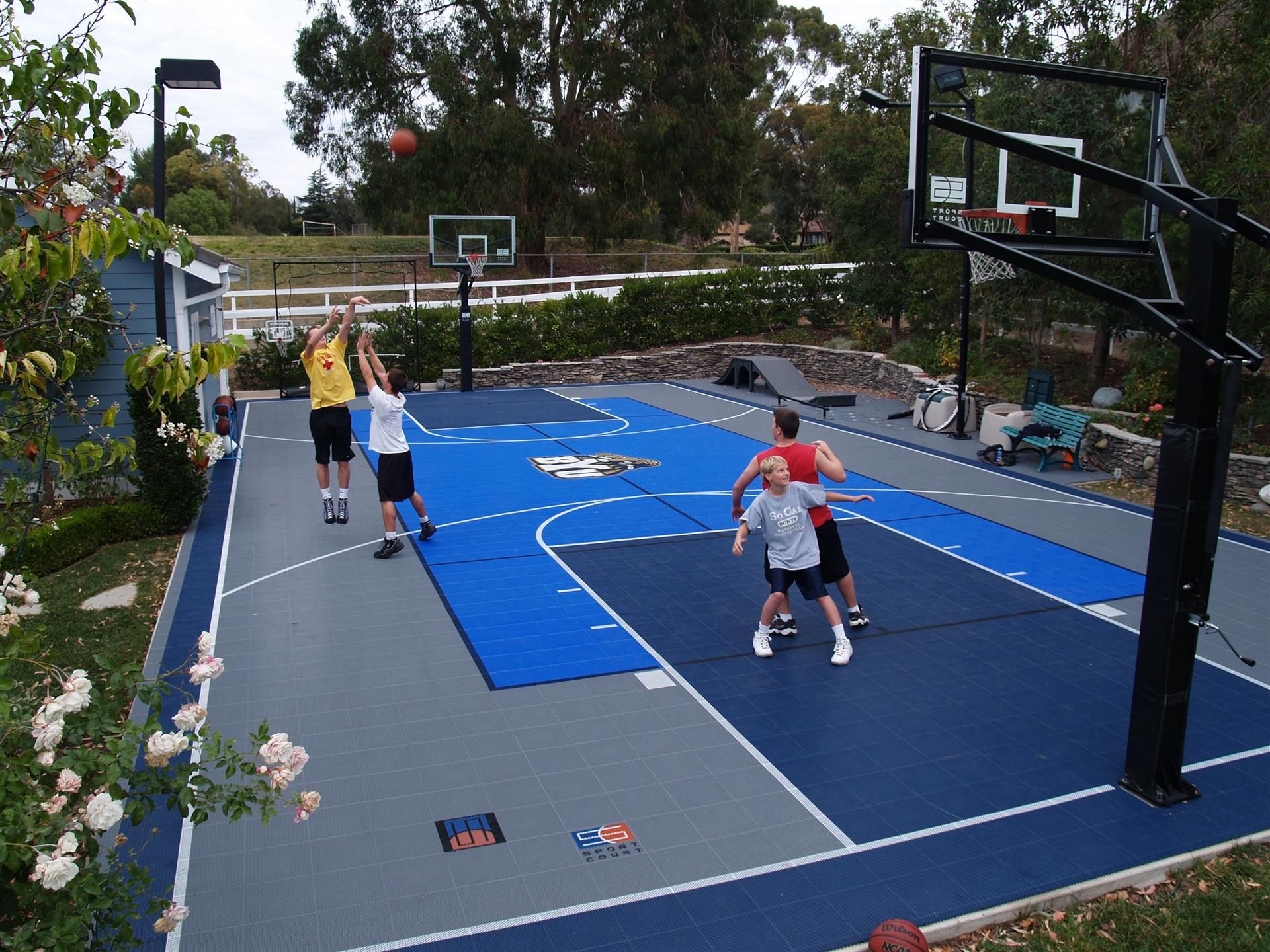 Indoor Sports Court Builder: How To Find One?
