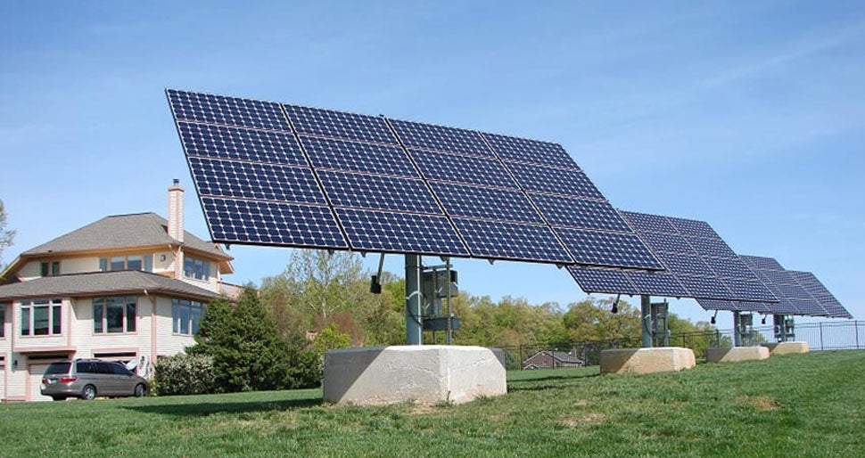 Solar Panels vs. Traditional Energy Sources Which is the Better Choice